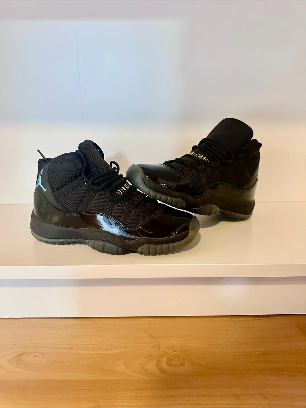 Air Jordan 11 Retro Gamma Blue 2013 Kids' Sneakers 4.5Y Black with Teal Jumpman